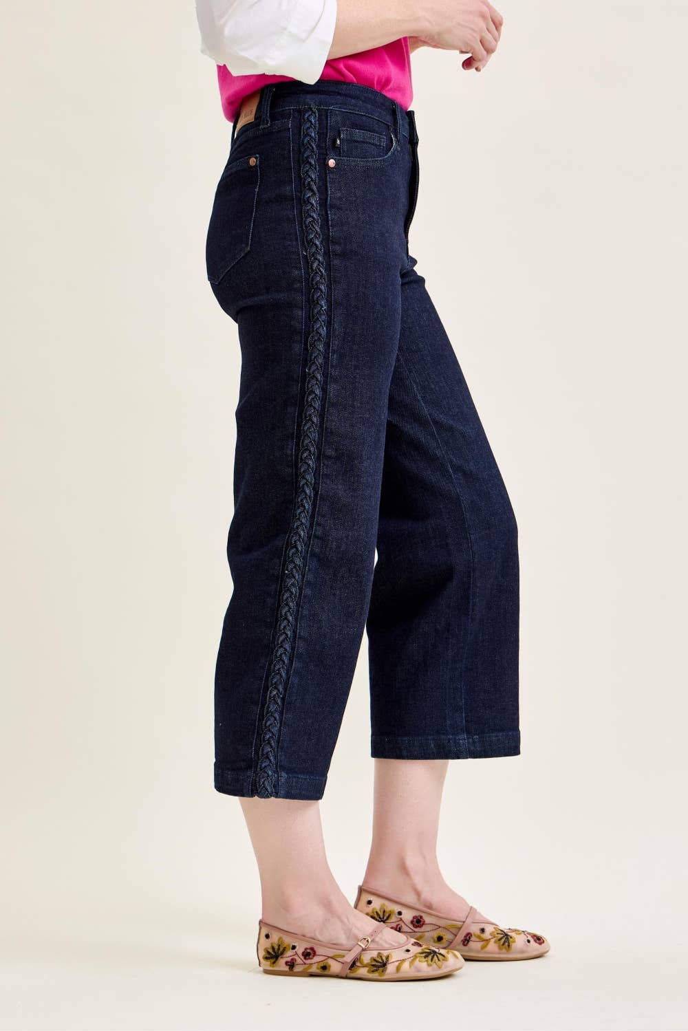 HW Side Seam Braid Detail Crop Wide