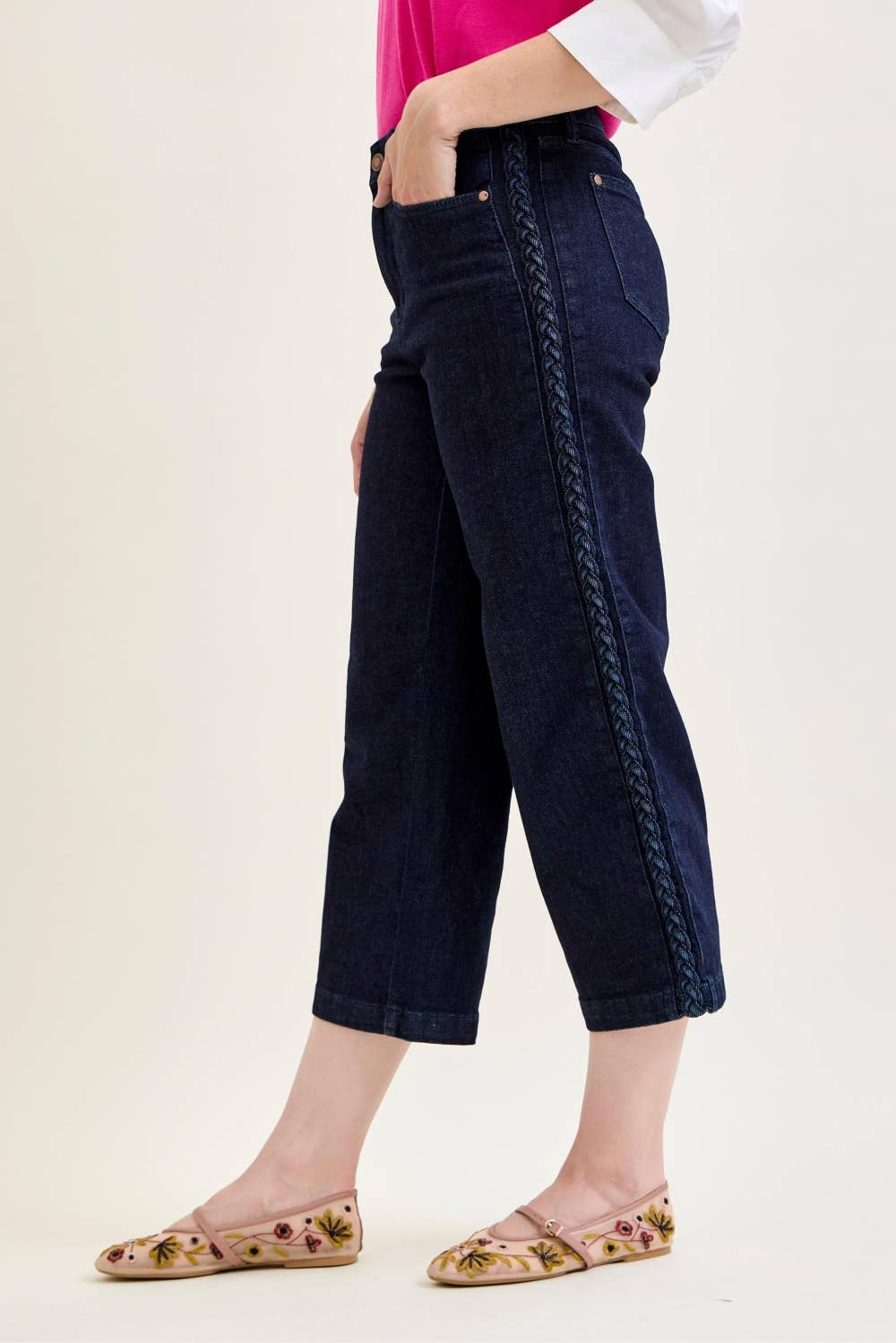 HW Side Seam Braid Detail Crop Wide