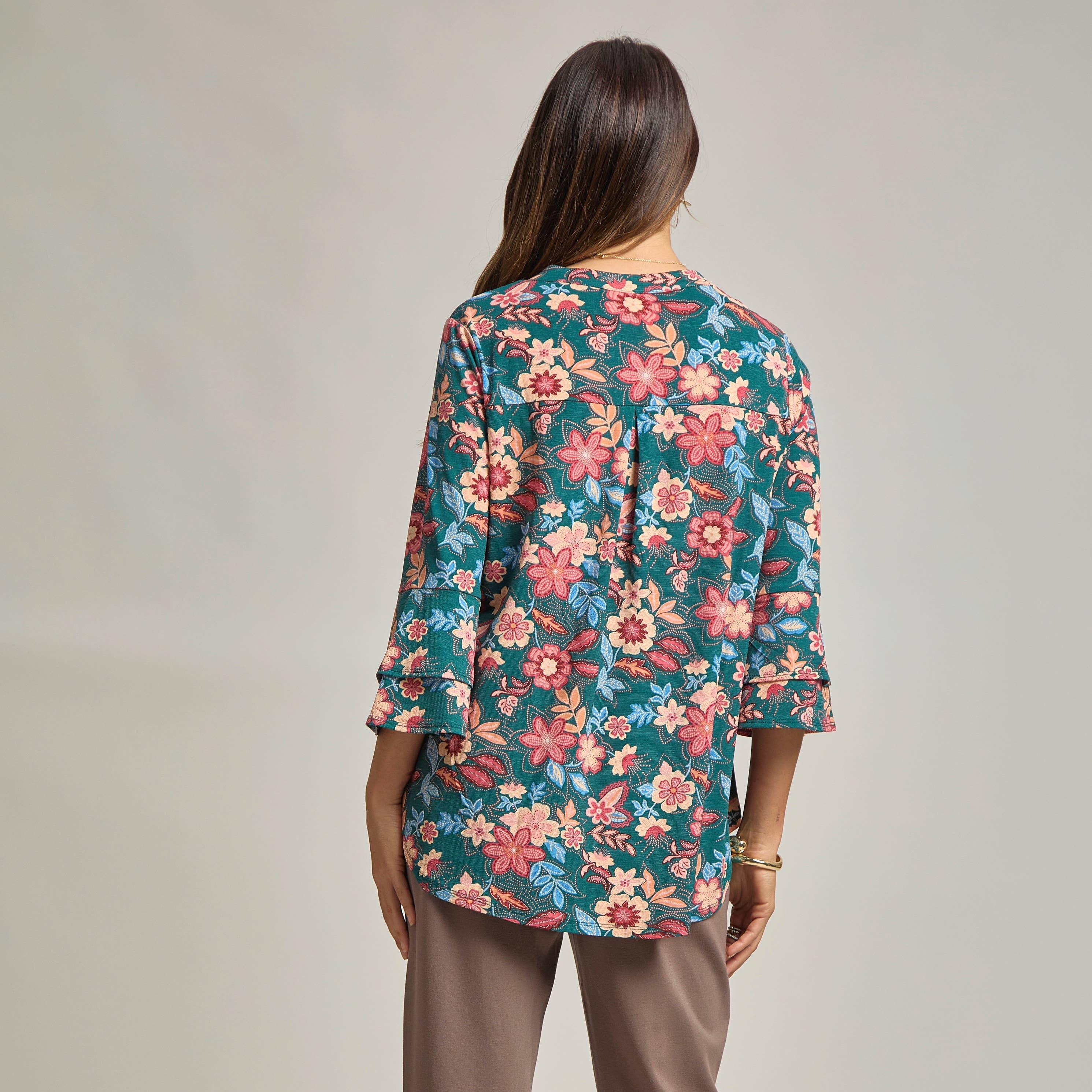 Lizzy Bell Sleeve Top: Hunter Green