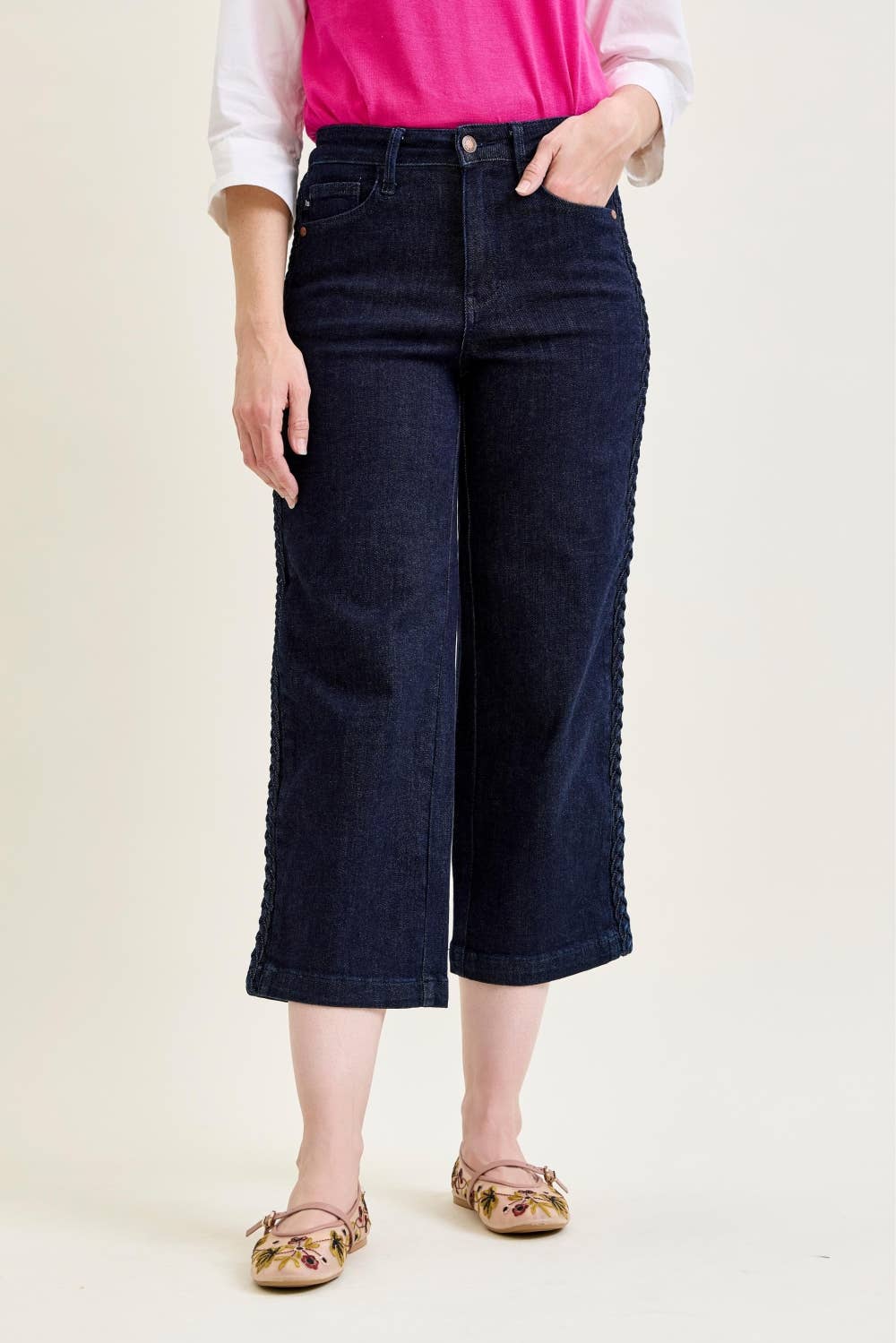 HW Side Seam Braid Detail Crop Wide