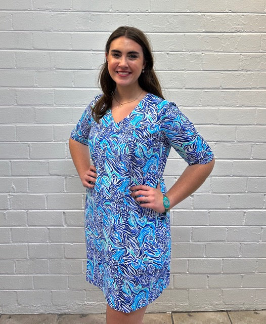 Lulu B Blue Multi-colored Half Sleeve Dress