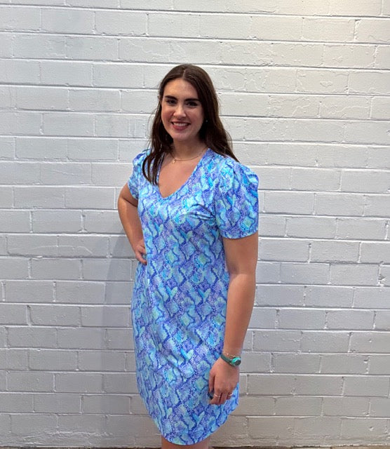 Lulu B Blue and Green Short Sleeve Dress